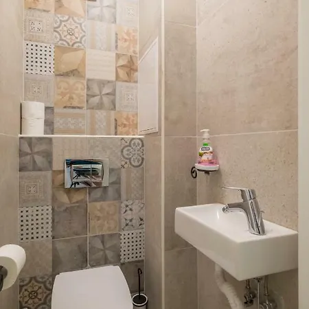 Cozy Designer Flat On Dondukov Blvd *