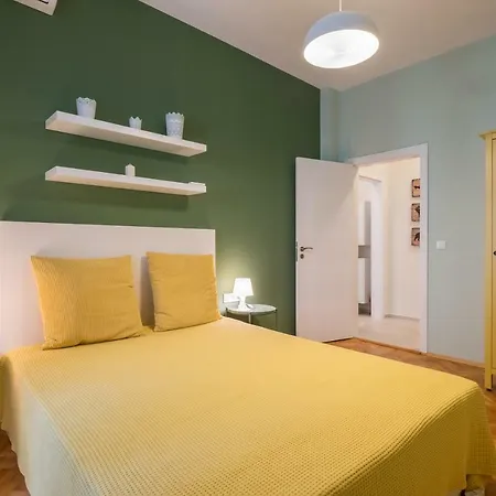 Cozy Designer Flat On Dondukov Blvd Apartment